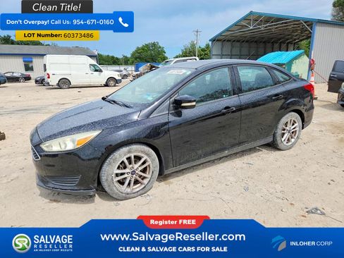 Used 2017 Ford Focus SE FWD image 1