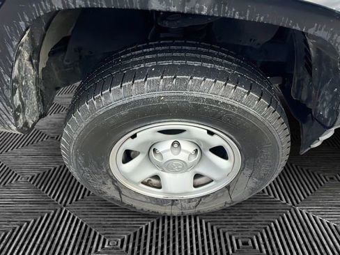 Used 2023 Toyota Tacoma SR image 9
