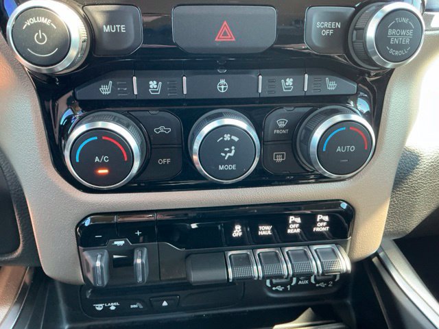 Used 2019 RAM 1500 Laramie AWD/4WD image 42