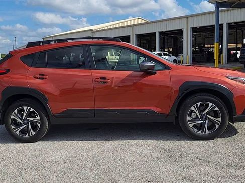 Used 2024 Subaru Crosstrek 2.0i Premium image 9