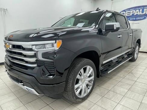 New 2026 Chevrolet Silverado 1500 High Country w/ High Country Premium Package AWD/4WD image 20
