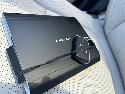 New 2026 Jaguar F-PACE R-Dynamic S image 34