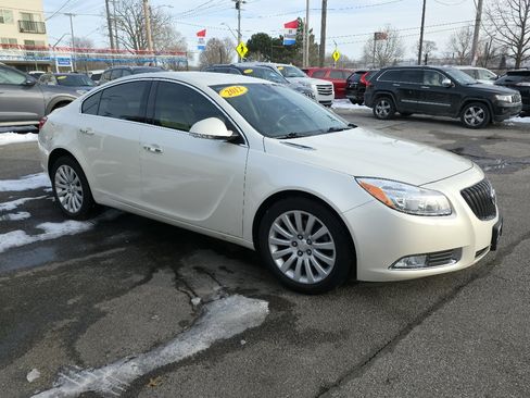 Used 2012 Buick Regal Premium image 4