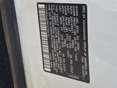 Certified 2024 Volkswagen Atlas SEL Premium R-Line AWD/4WD image 38