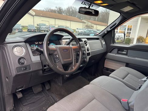 Used 2012 Ford F150 XLT w/ XLT Chrome Pkg image 16