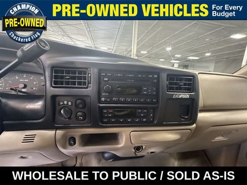 Used 2005 Ford Excursion Limited AWD/4WD image 11