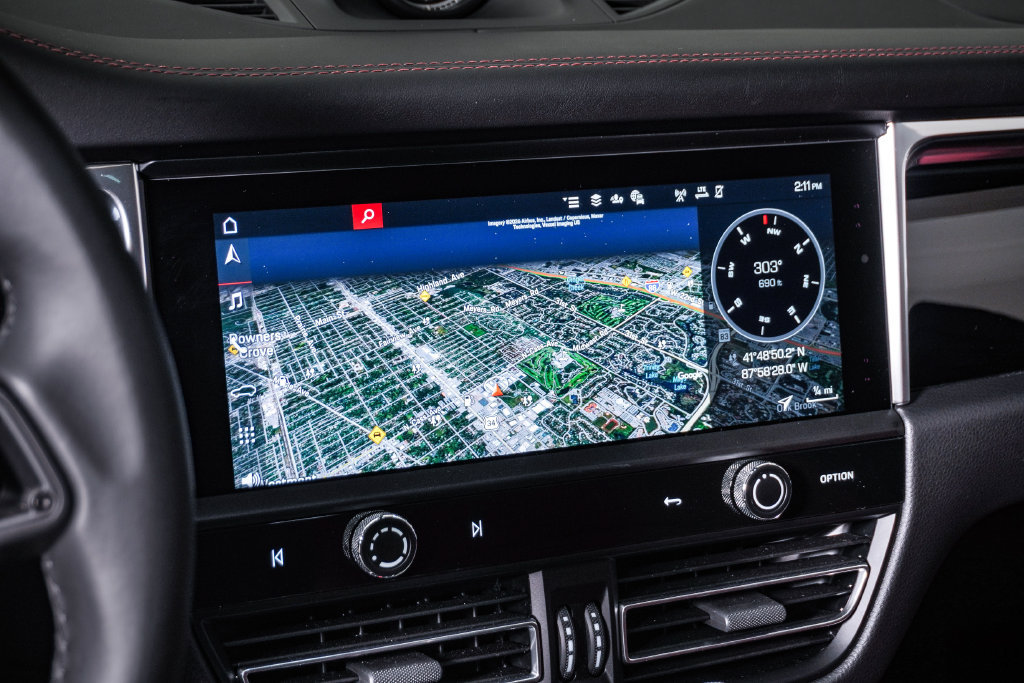 Certified 2026 Porsche Macan AWD/4WD image 22
