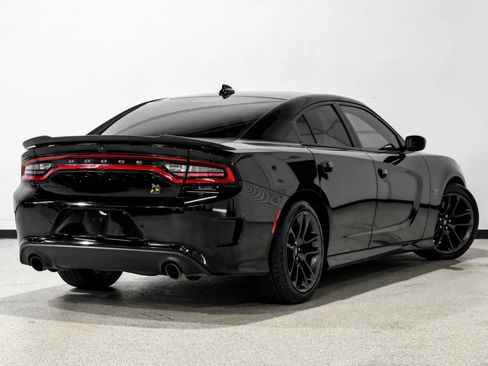 Used 2020 Dodge Charger Scat Pack w/ Plus Group RWD image 5