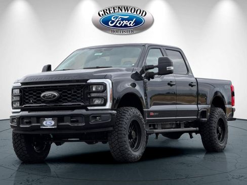 New 2026 Ford F250 Lariat w/ Black Appearance Package image 8