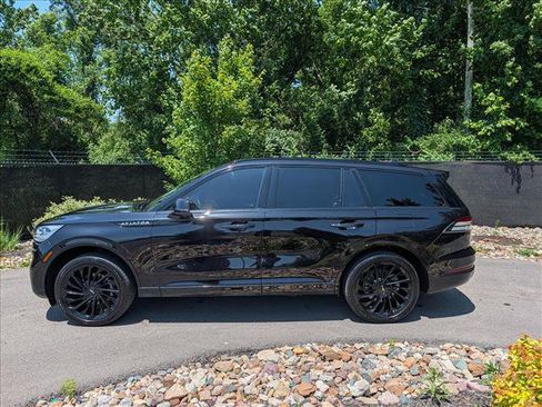 Certified 2023 Lincoln Aviator Reserve w/ Equipment Group 201A AWD/4WD image 2