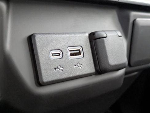 New 2025 Chevrolet Silverado 1500 W/T w/ WT Value Package AWD/4WD image 7
