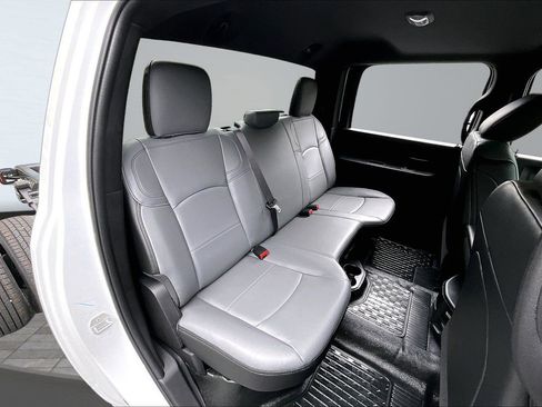 New 2026 RAM 3500 Tradesman AWD/4WD image 10