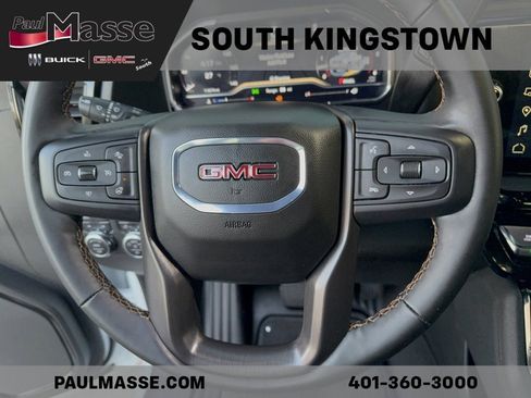 Used 2025 GMC Sierra 2500 AT4 w/ AT4 Premium Plus Package image 11