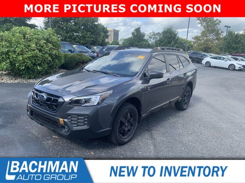 Used 2025 Subaru Outback Wilderness AWD/4WD image 7