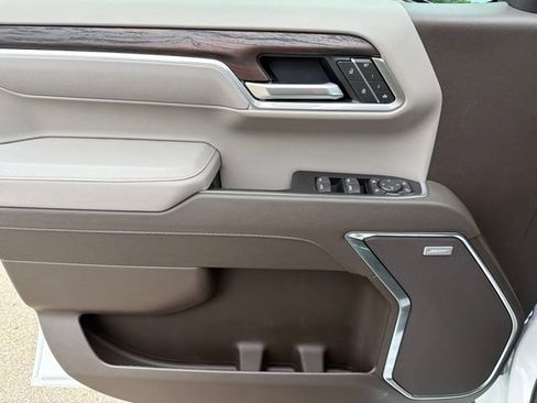 New 2026 GMC Sierra 1500 SLT w/ SLT Premium Plus Package AWD/4WD image 14