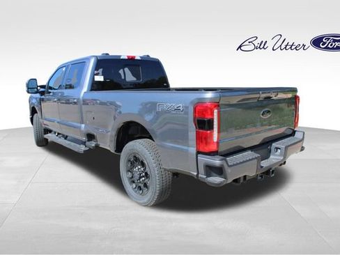 New 2026 Ford F350 Lariat w/ Black Appearance Package image 4