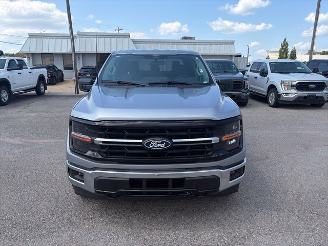 Used 2025 Ford F150 XLT w/ Equipment Group 301A Standard AWD/4WD image 9
