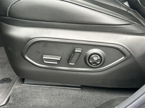 New 2025 Jeep Grand Cherokee Limited image 10