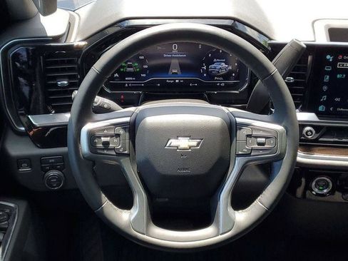 Certified 2024 Chevrolet Silverado 1500 LT AWD/4WD image 24