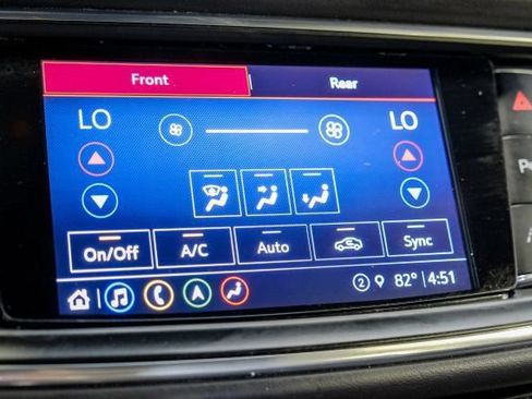 Used 2022 Buick Enclave Avenir w/ Trailering Package, 5000 lbs. FWD image 36