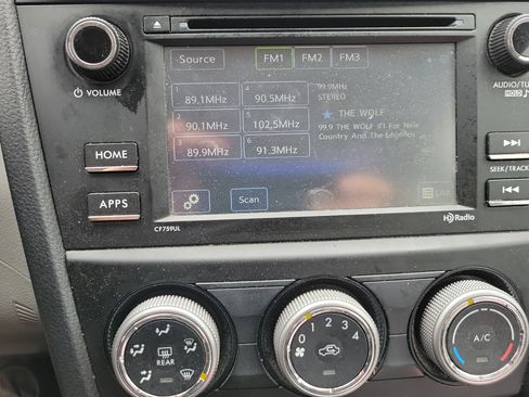 Used 2018 Subaru Forester 2.5i AWD/4WD image 20