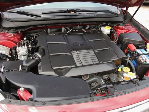 Used 2016 Subaru Outback 3.6R Limited image 14