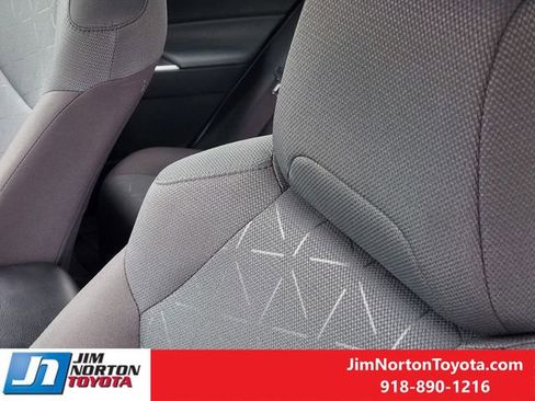 Used 2025 Toyota RAV4 XLE w/ Convenience Package FWD image 16