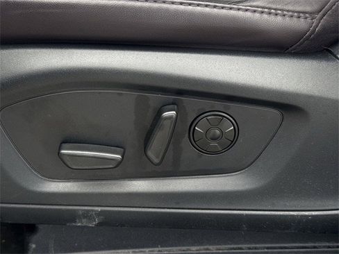 Used 2025 Ford Explorer Platinum w/ LUX Leather Package image 29