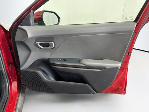 Used 2025 Kia K4 FWD image 30