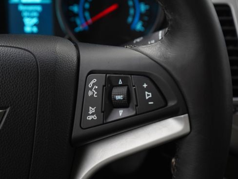 Used 2014 Chevrolet Cruze LT image 24