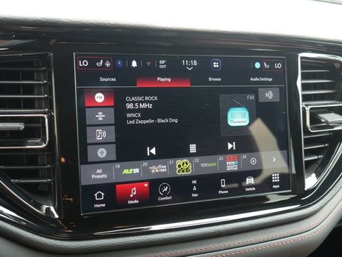 Used 2025 Dodge Durango GT AWD/4WD image 24