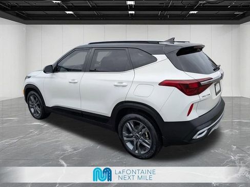 Used 2021 Kia Seltos S FWD image 3
