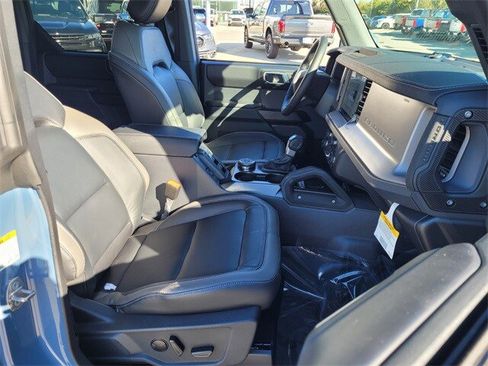 New 2025 Ford Bronco Outer Banks w/ Sasquatch Package image 45