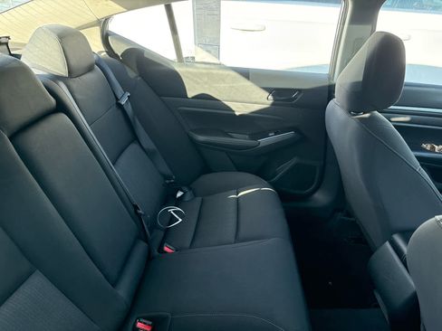 Used 2023 Nissan Altima 2.5 SV image 31