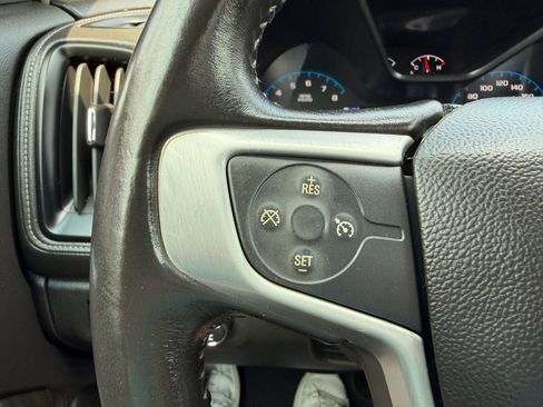 Used 2017 GMC Canyon SLE w/ Nightfall Edition AWD/4WD image 15