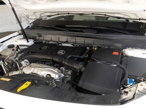 Used 2022 Mercedes-Benz GLB 250 4MATIC image 30