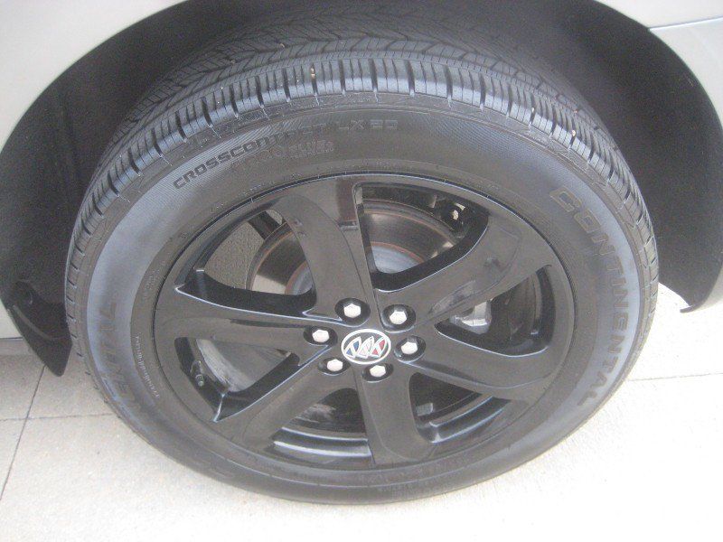 Used 2024 Buick Enclave Essence w/ Sport Touring Edition FWD image 11
