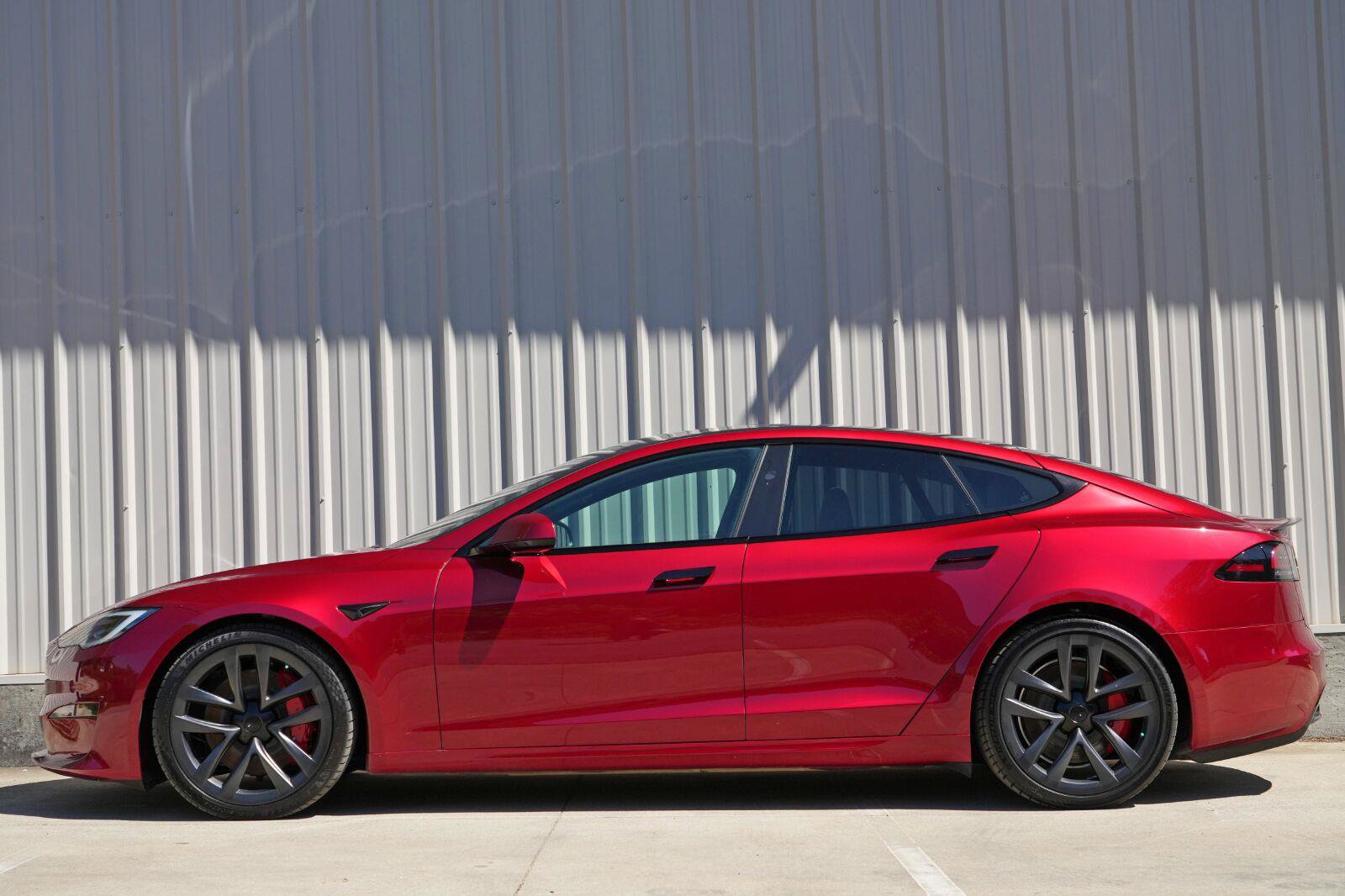 Used 2024 Tesla Model S Plaid AWD/4WD image 8