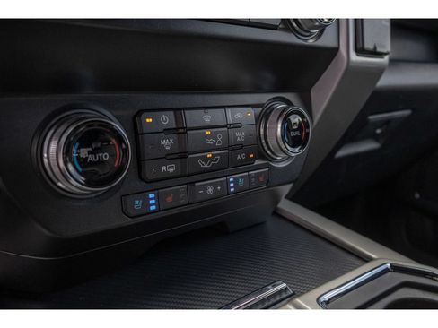 Used 2019 Ford F150 Lariat w/ Equipment Group 502A Luxury AWD/4WD image 25