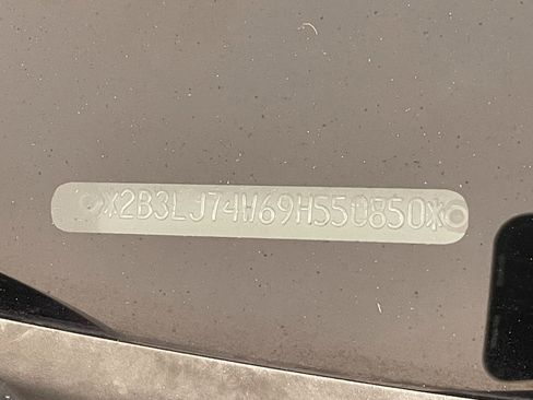 Used 2009 Dodge Challenger SRT8 w/ SRT Option Group II image 24