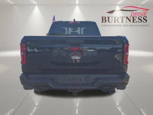 New 2026 RAM 1500 Express AWD/4WD image 5
