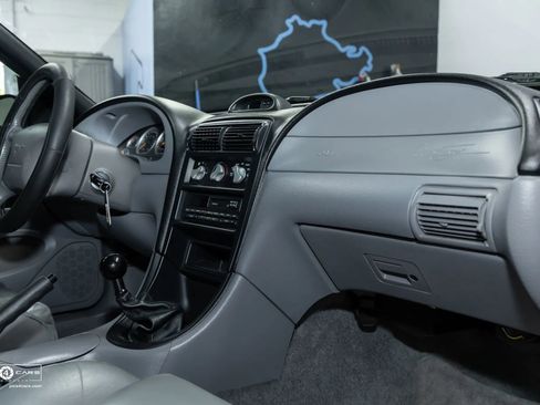 Used 1994 Ford Mustang GT RWD image 25