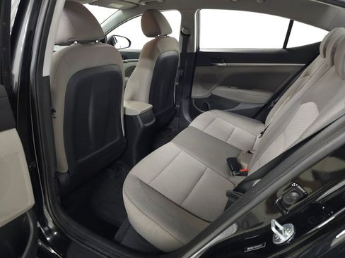 Used 2019 Hyundai Elantra SEL FWD image 24