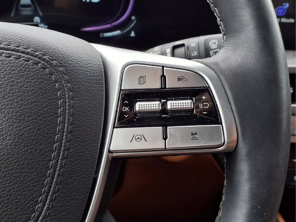 Used 2025 Kia Telluride EX X-Line AWD/4WD image 14