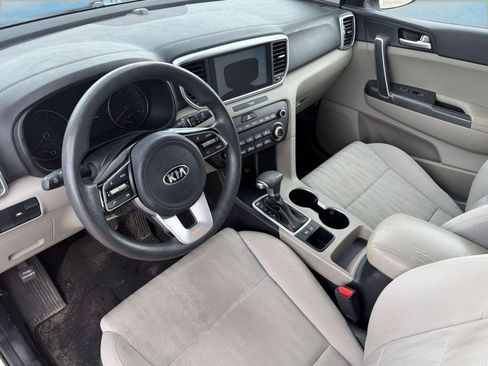 Used 2020 Kia Sportage LX FWD image 4