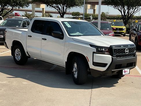 New 2026 Nissan Frontier S image 4