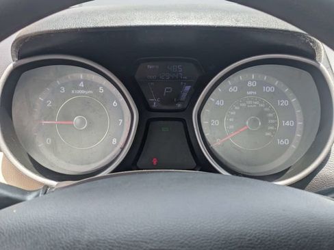 Used 2013 Hyundai Elantra GLS w/ Preferred Pkg FWD image 29