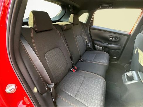 Used 2024 Honda HR-V Sport image 19