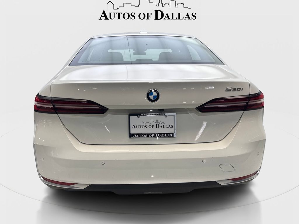 Used 2026 BMW 530i RWD image 8