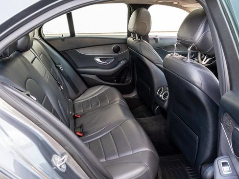 Used 2019 Mercedes-Benz C 300 Sedan image 31